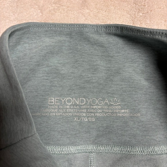 Lot‎ 2 Beyond Yoga Womens Spacedye At Your Leisure High Waisted Biker Shorts XL - Picture 11 of 16